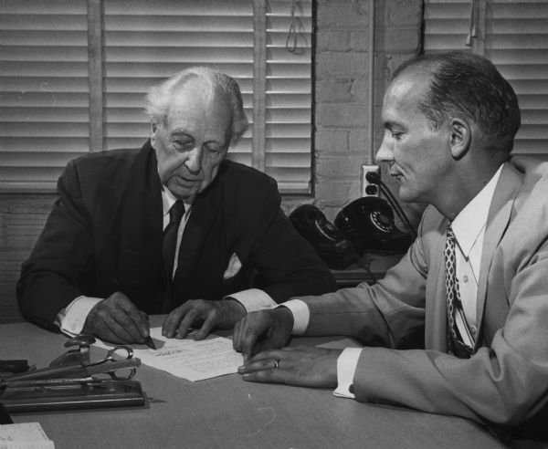 1956 - Frank Lloyd Wright